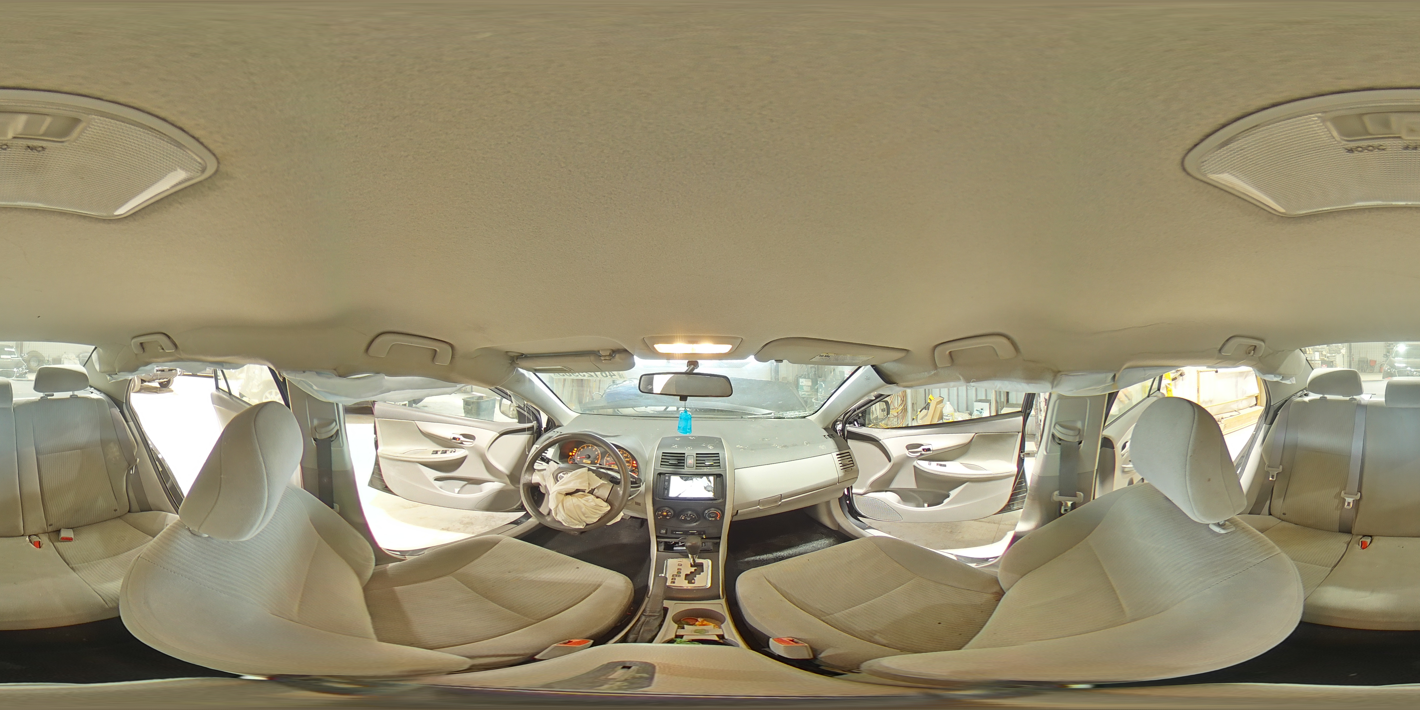 2010 Toyota Corolla - Image 13