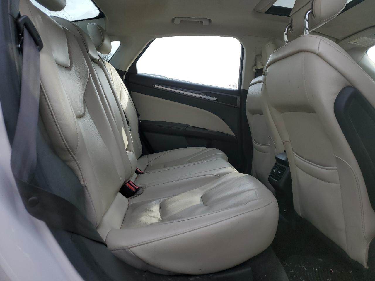 2015 Ford Fusion - Image 10