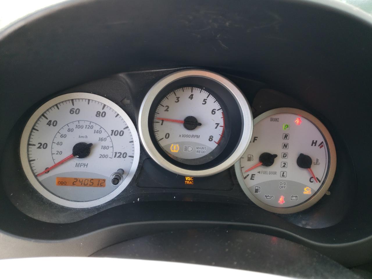 2004 Toyota RAV 4 - Image 9