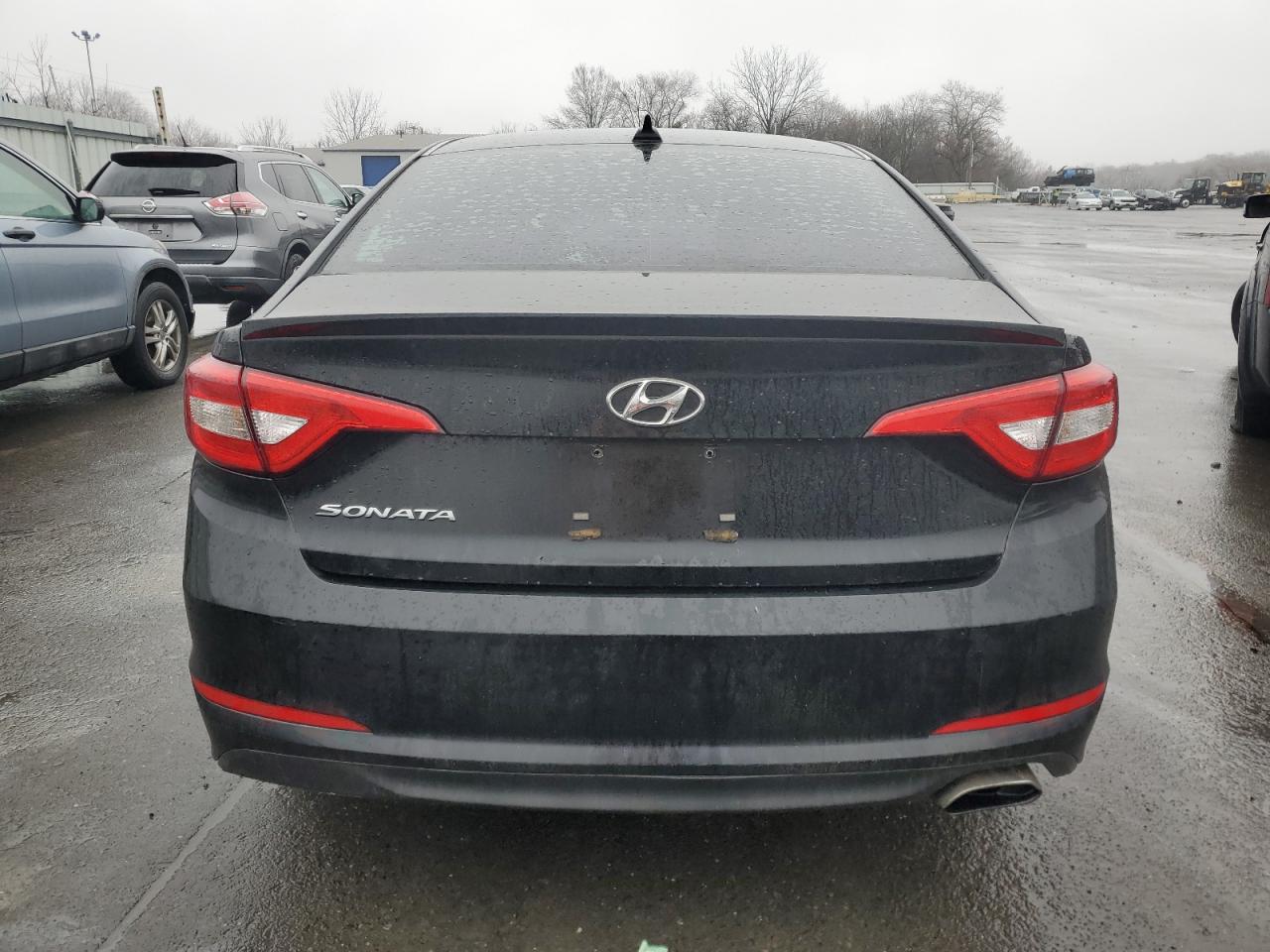 2015 Hyundai Sonata - Image 6
