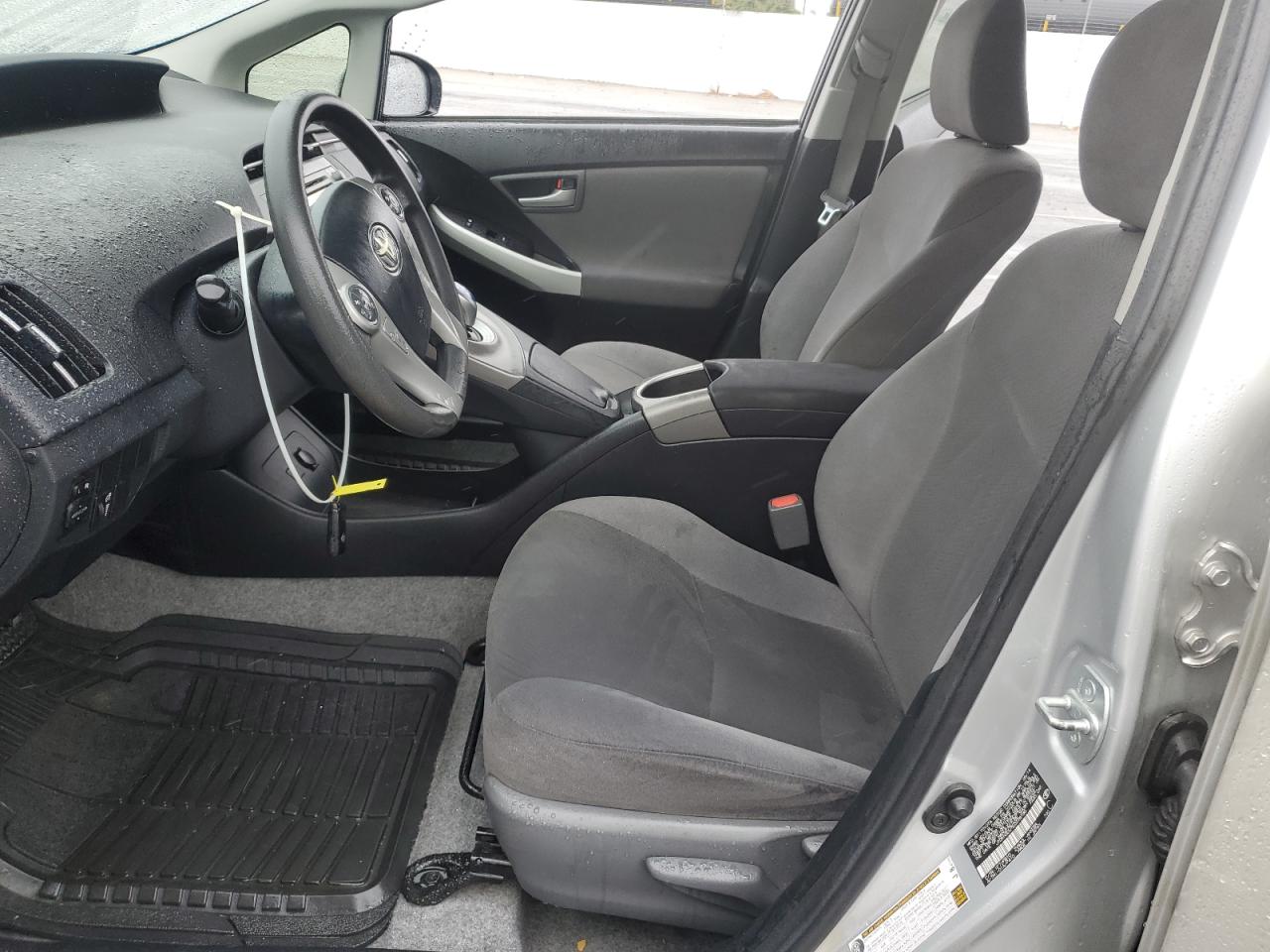 2014 Toyota Prius - Image 7