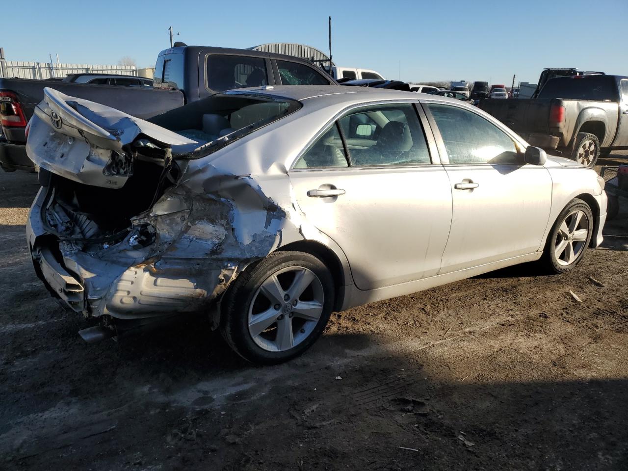 2011 Toyota Camry - Image 3