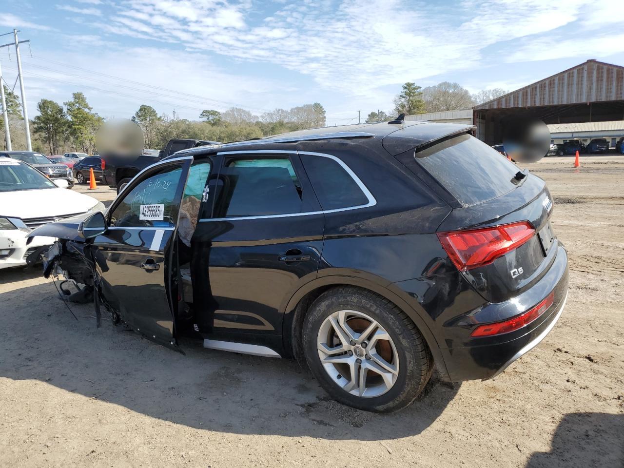 2019 Audi Q5 - Image 2