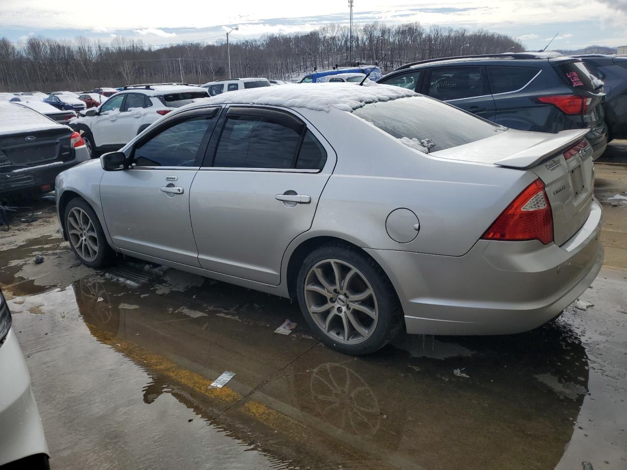 2012 Ford Fusion - Image 2