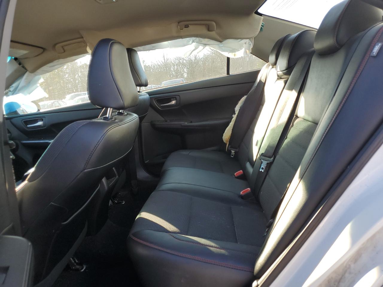 2017 Toyota Camry - Image 11