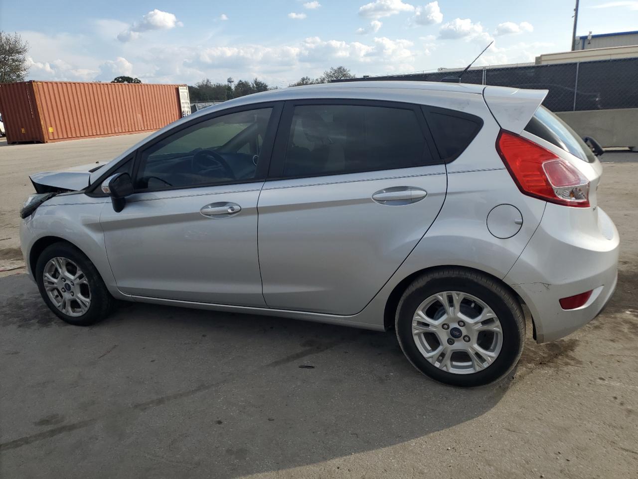 2016 Ford Fiesta - Image 2