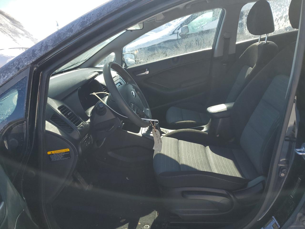 2016 Kia Forte - Image 7