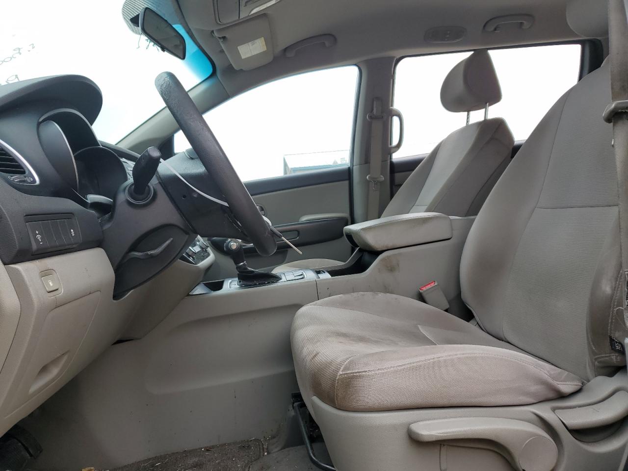 2015 Kia Sedona - Image 7