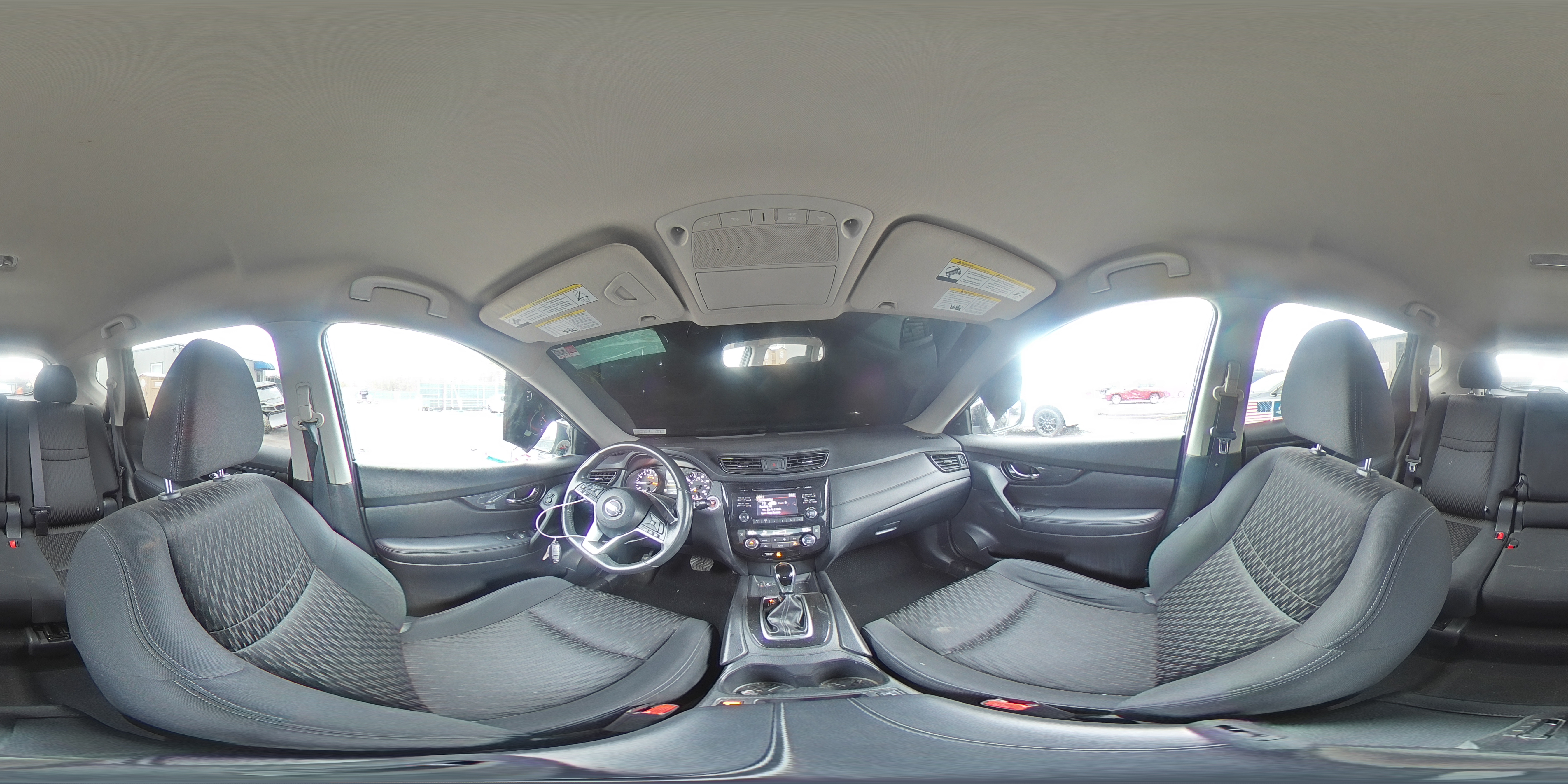 2017 Nissan Rogue - Image 14