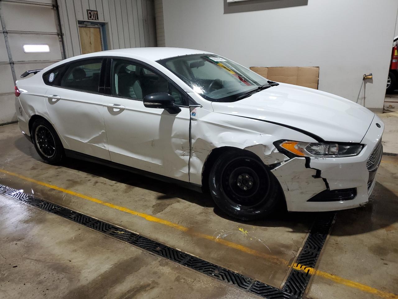 2013 Ford Fusion - Image 4
