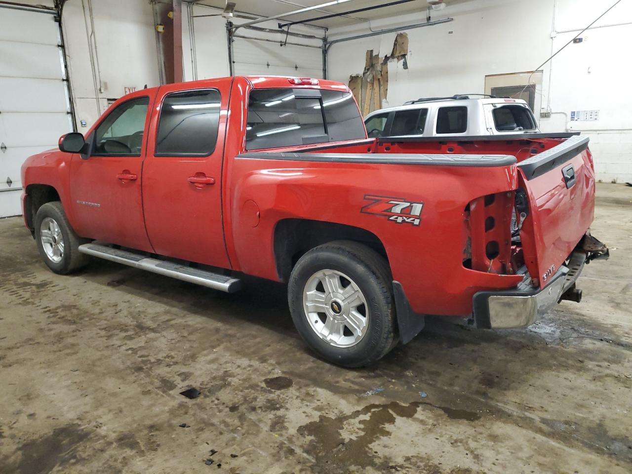 2012 Chevrolet Silverado - Image 2