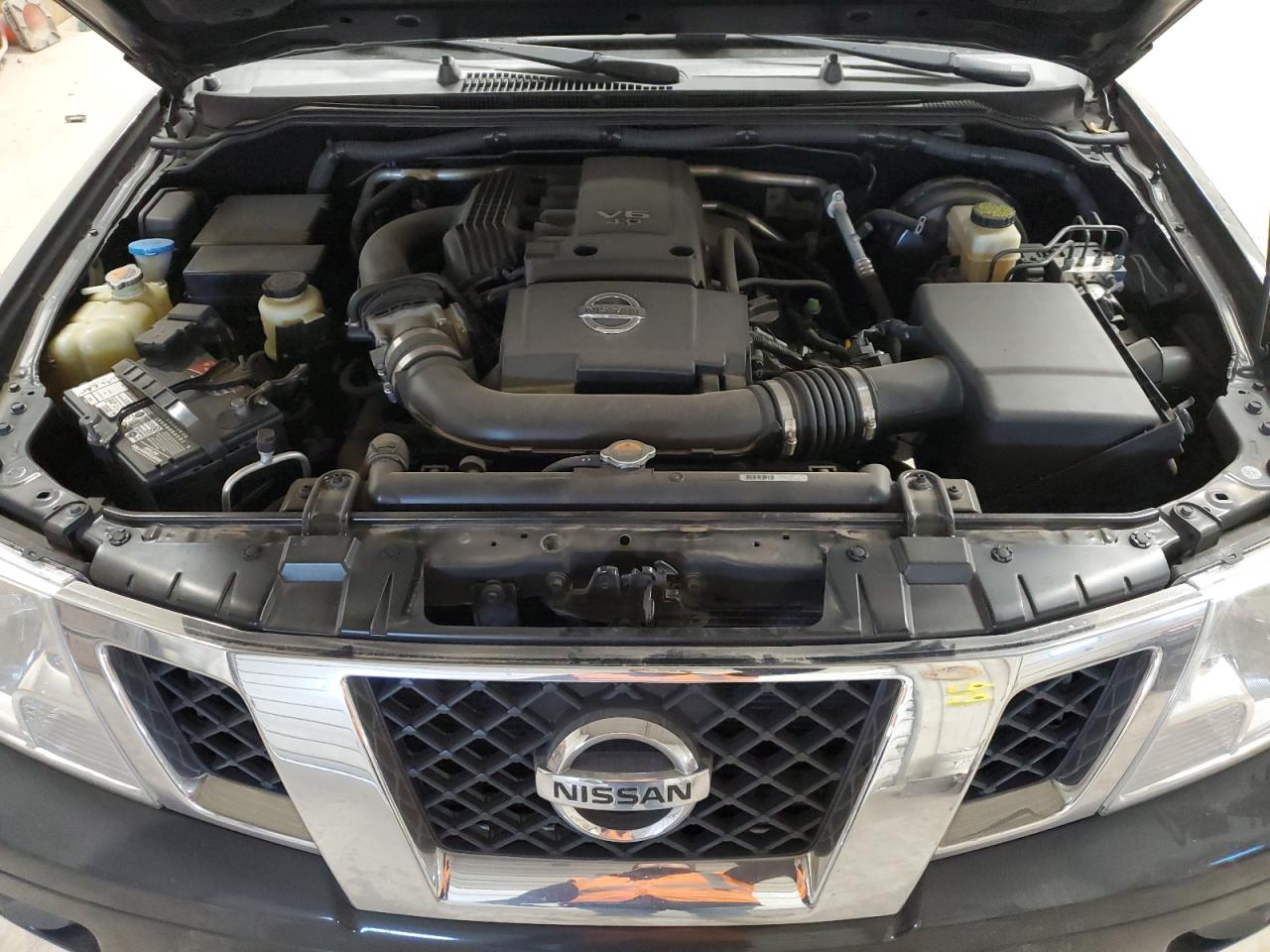 2012 Nissan Navara (Frontier) - Image 11