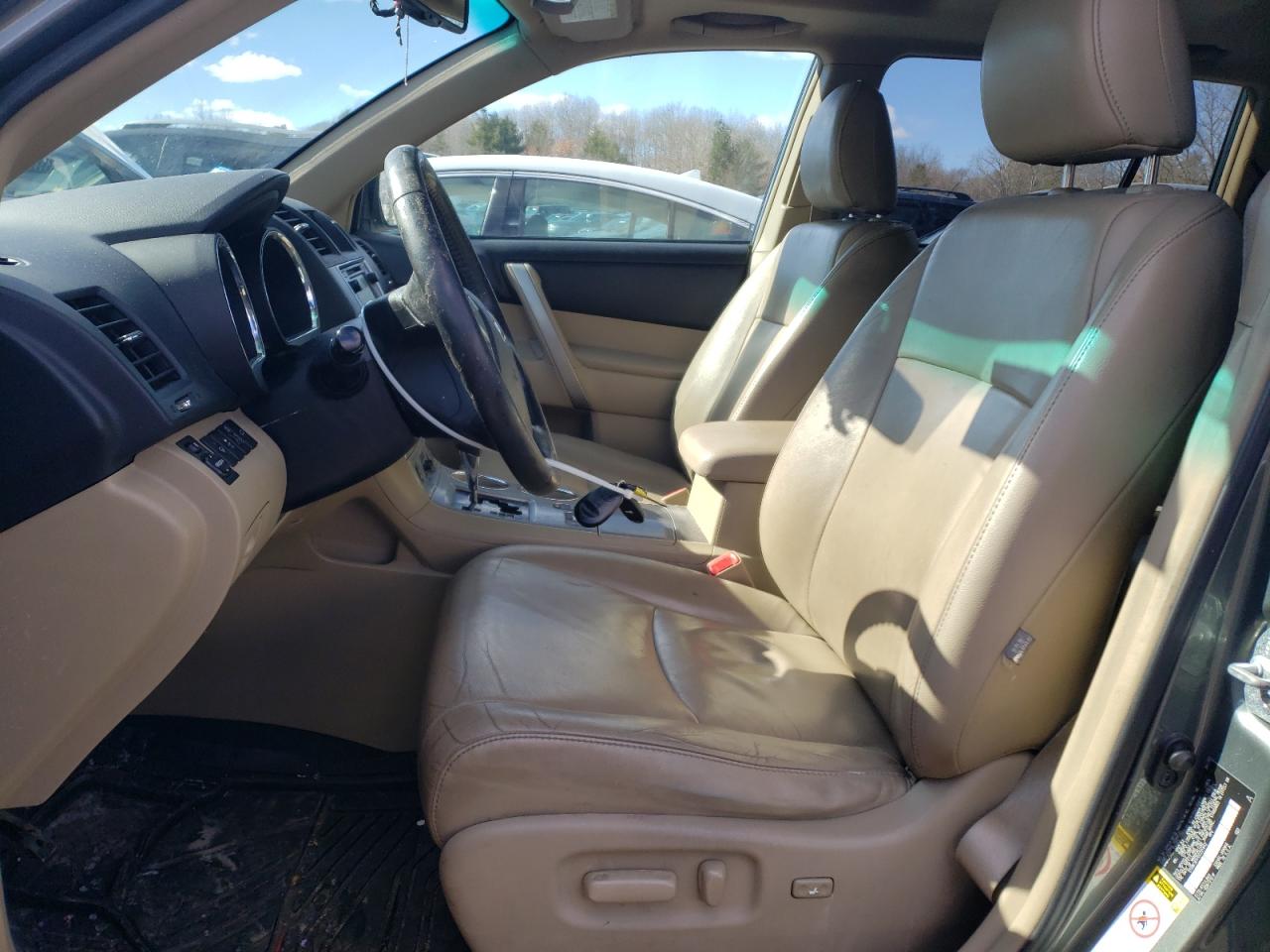 2013 Toyota Highlander - Image 7