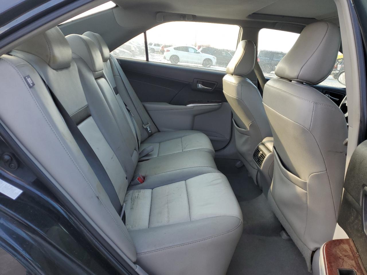 2014 Toyota Camry - Image 10