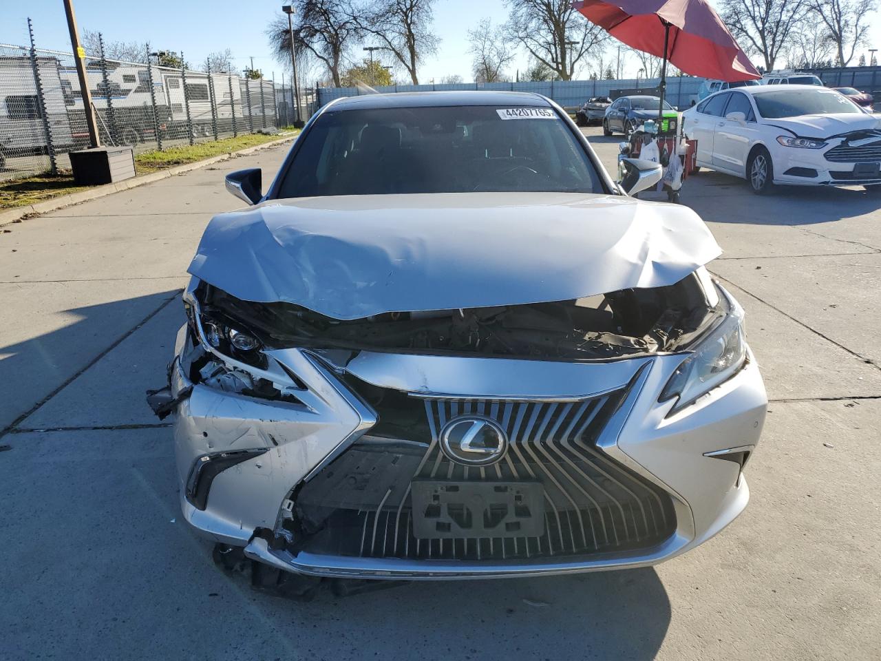 2020 Lexus ES - Image 5