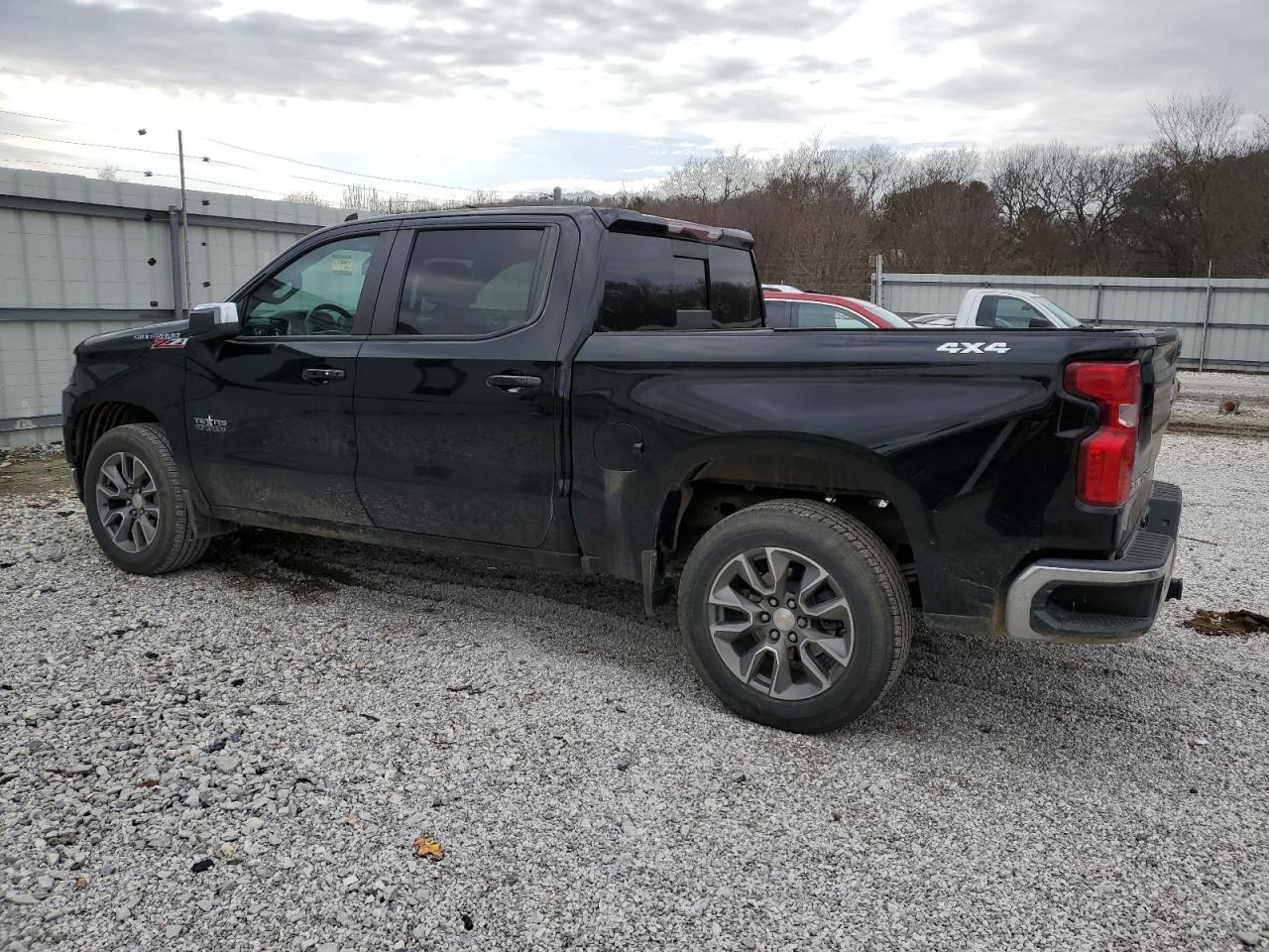 2021 Chevrolet Silverado - Image 2