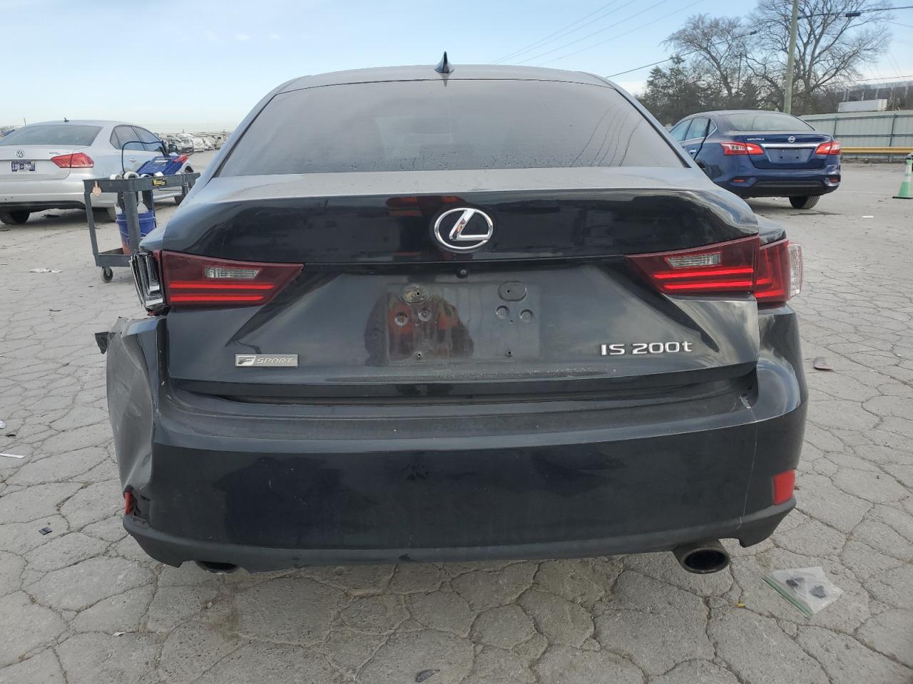 2016 Lexus IS - Image 6