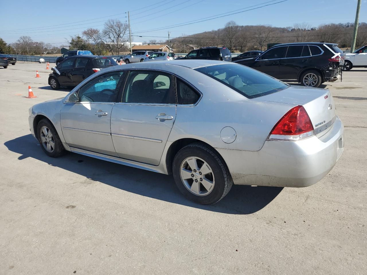 2011 Chevrolet Impala - Image 2