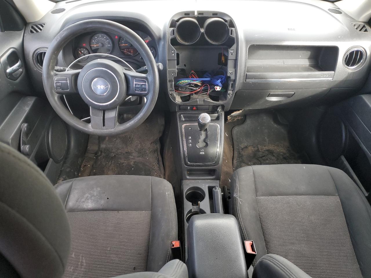 2014 Jeep Liberty (Patriot) - Image 8