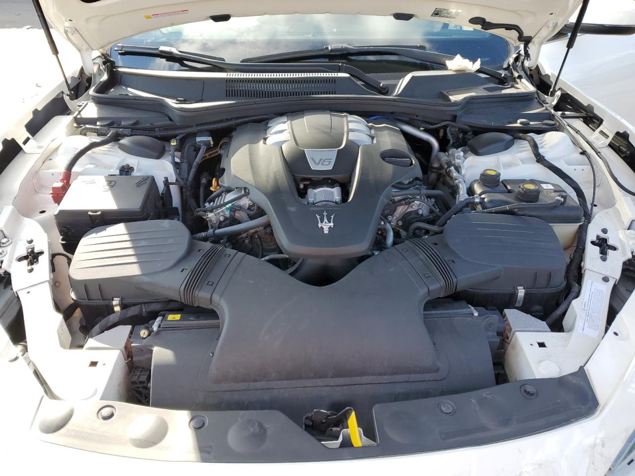 2018 Maserati Ghibli - Image 13