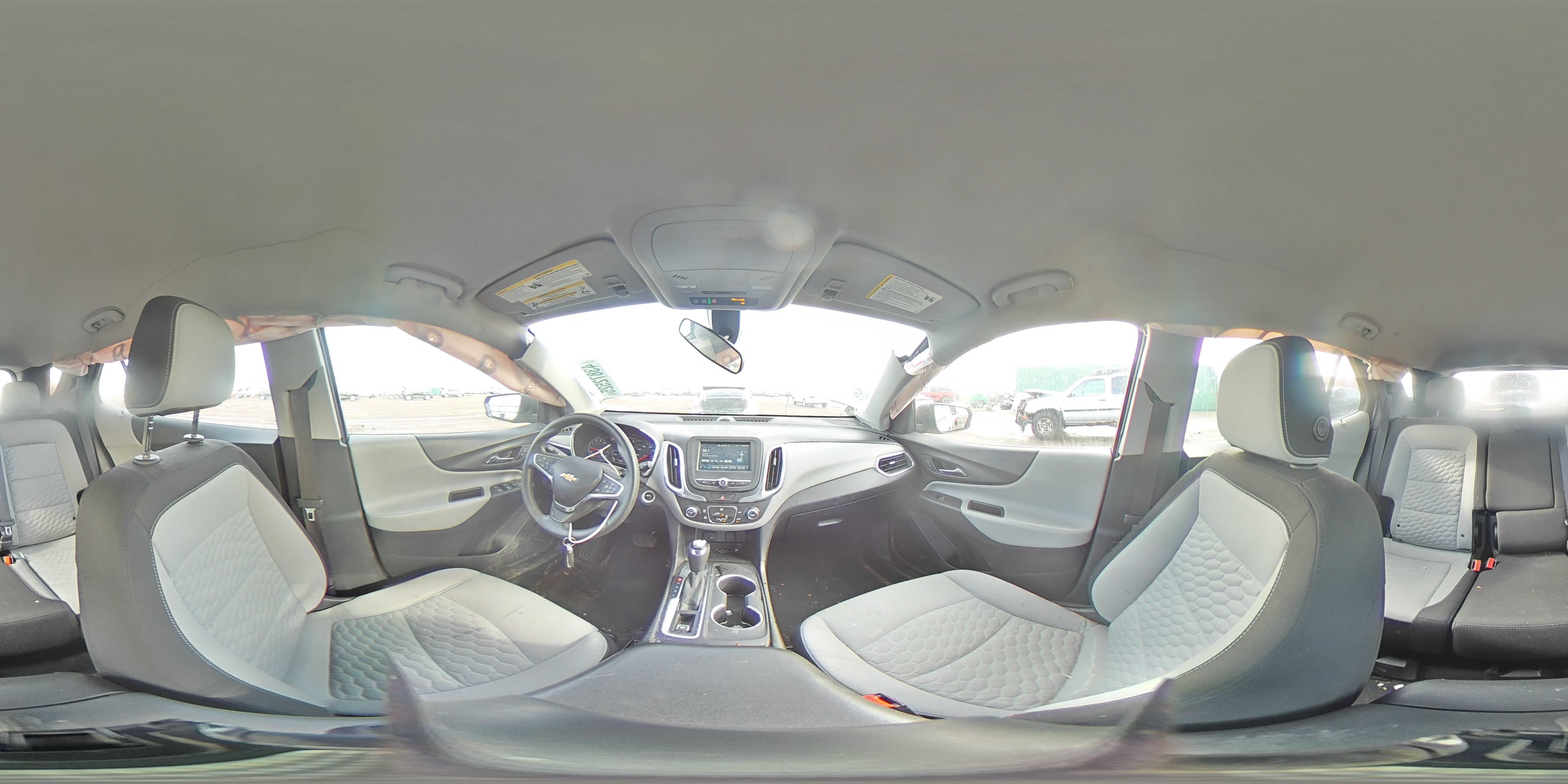 2018 Chevrolet Equinox - Image 13