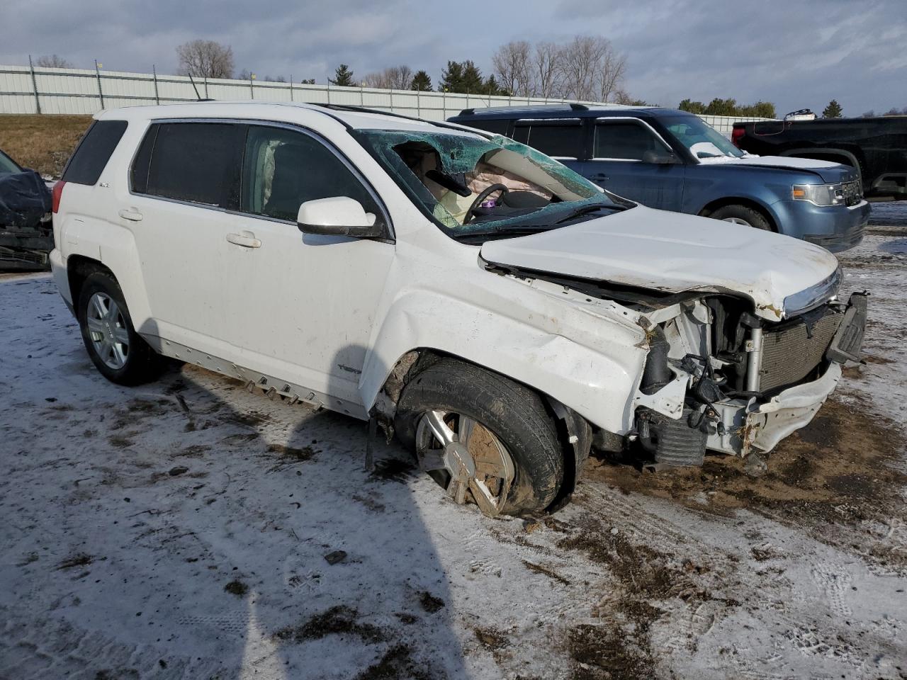 2016 GMC Terrain - Image 4