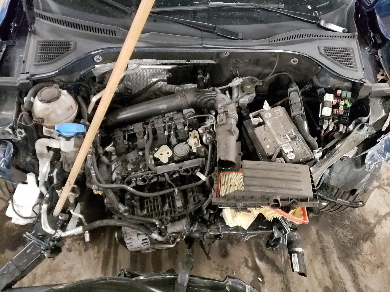 2021 Volkswagen Passat - Image 11