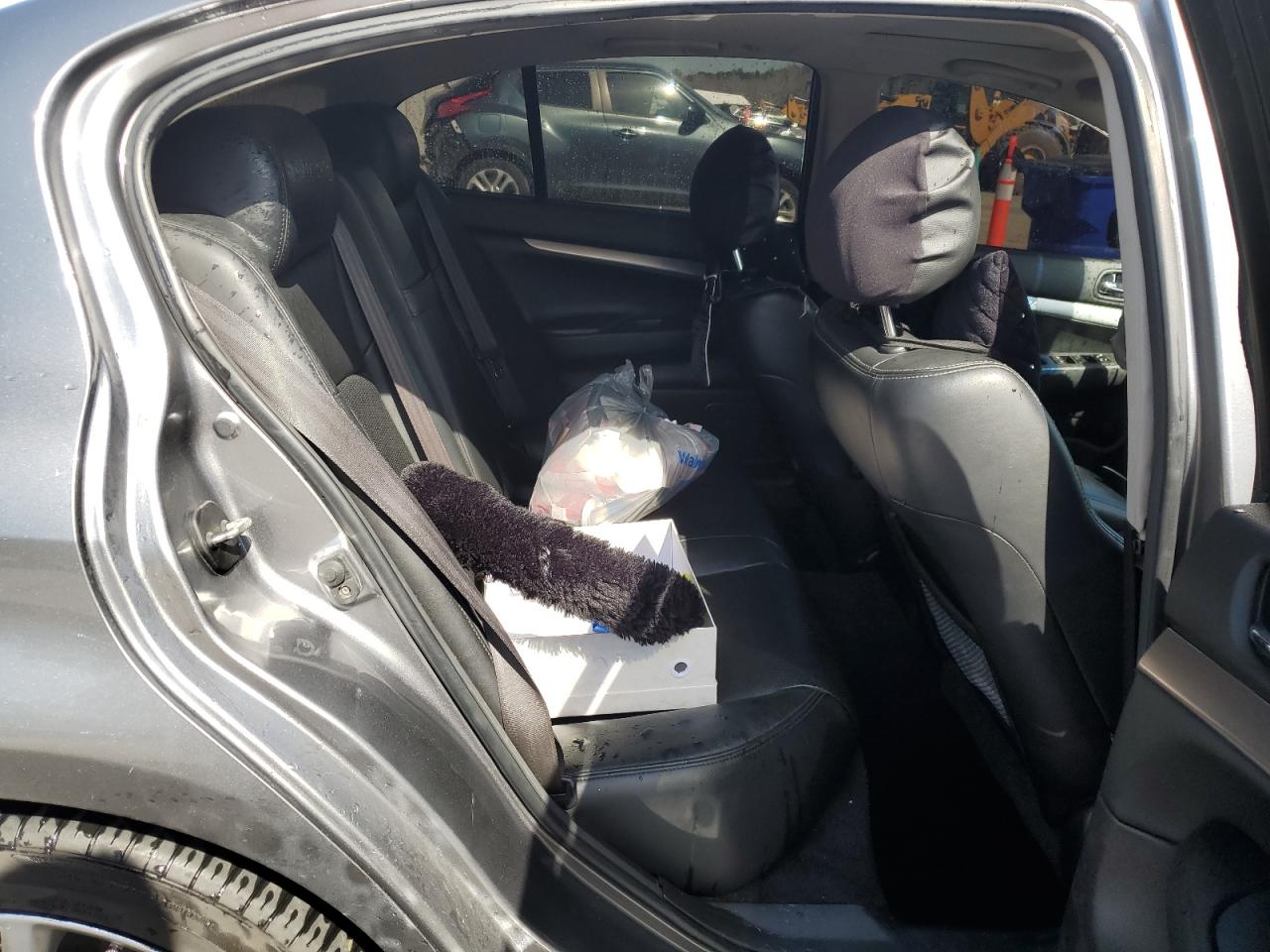 2012 Infiniti G - Image 10