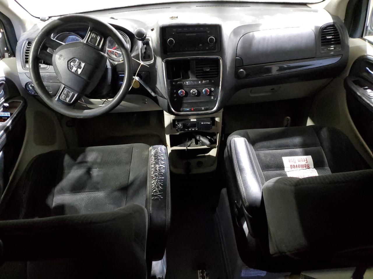 2016 Dodge Caravan - Image 8