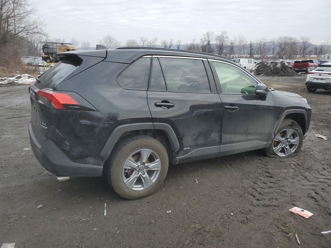 2024 Toyota RAV 4 - Image 3