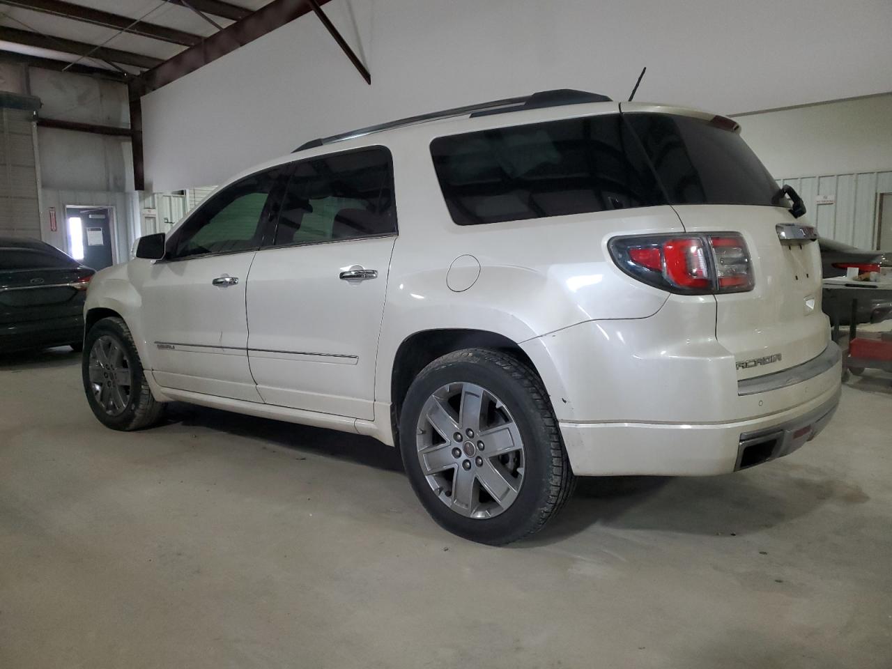 2013 GMC Acadia - Image 2