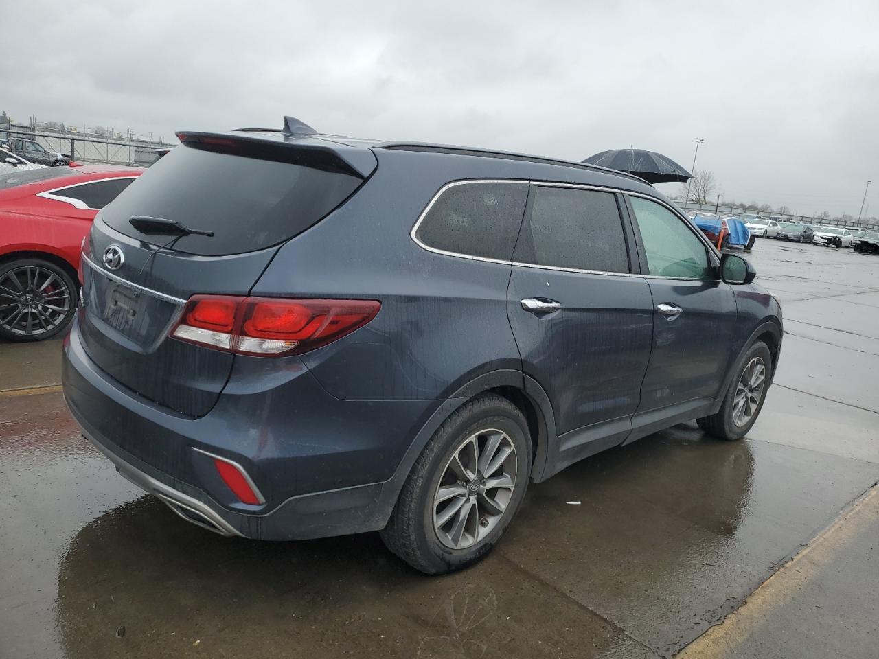 2017 Hyundai Santa Fe - Image 3