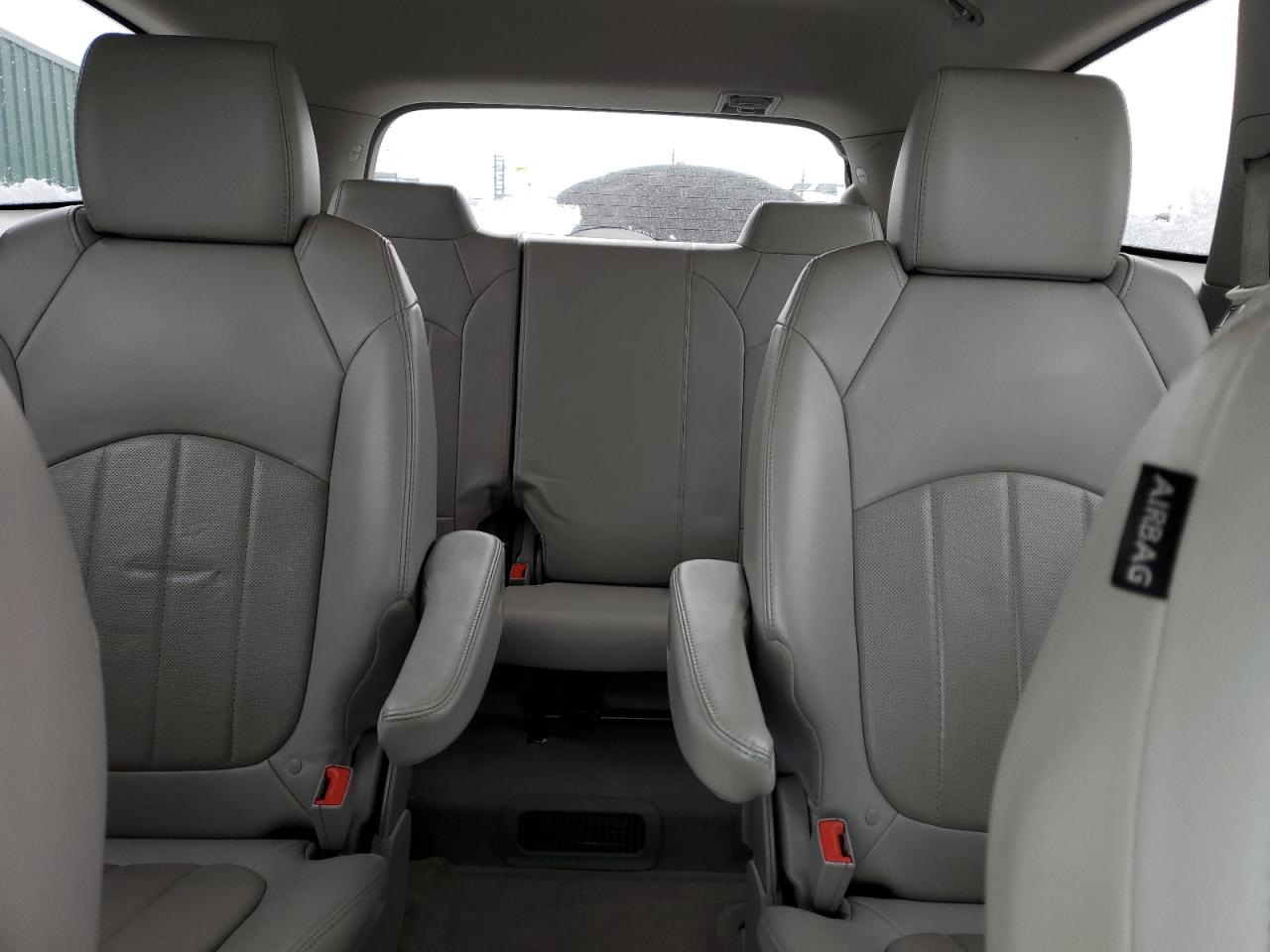 2017 Buick Enclave - Image 10