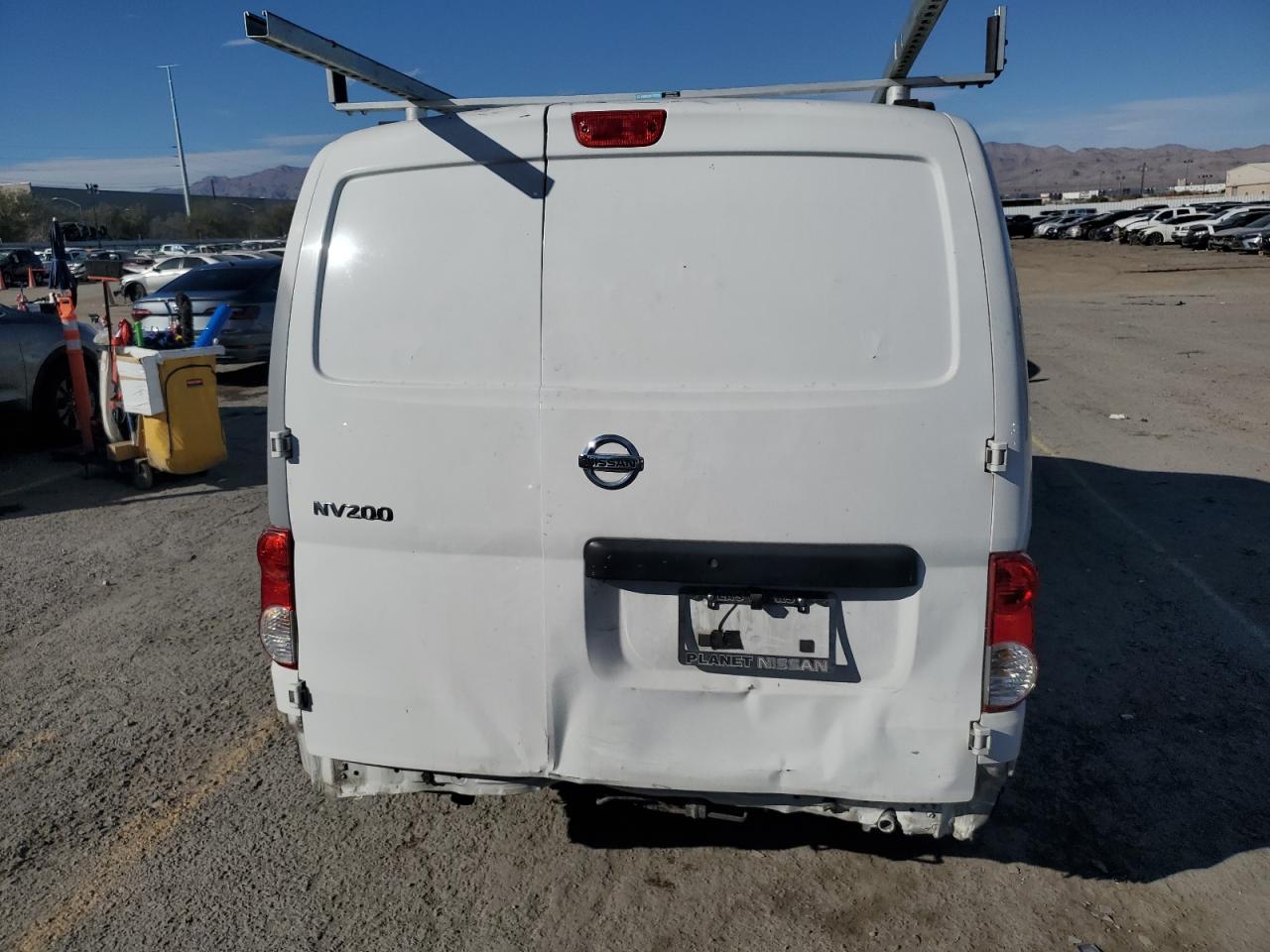 2015 Nissan NV - Image 6