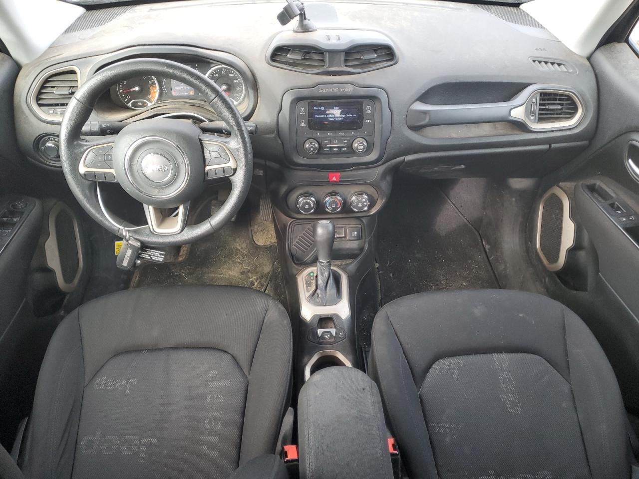 2017 Jeep Renegade - Image 8
