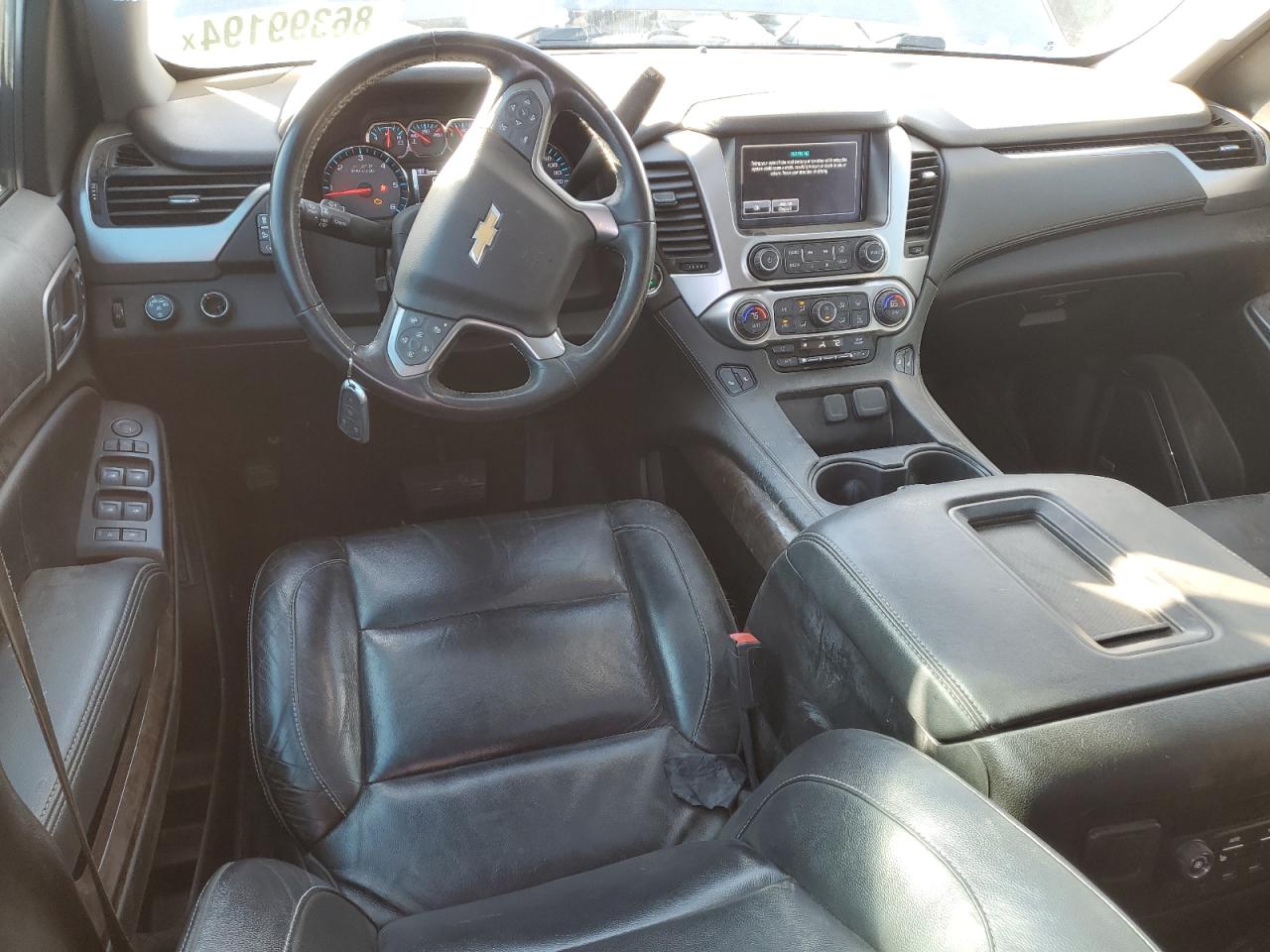 2020 Chevrolet Suburban - Image 8