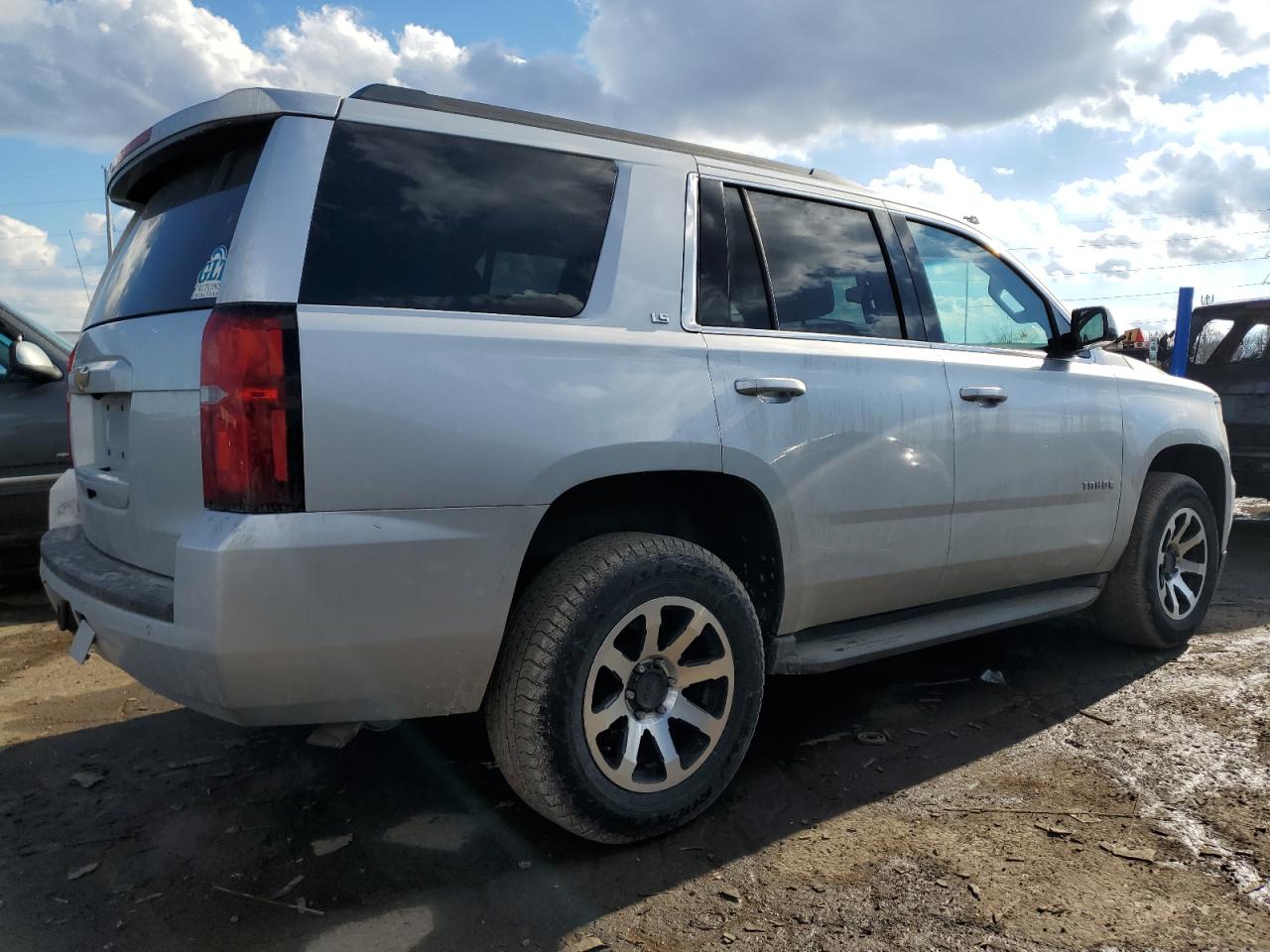 2015 Chevrolet Tahoe - Image 3
