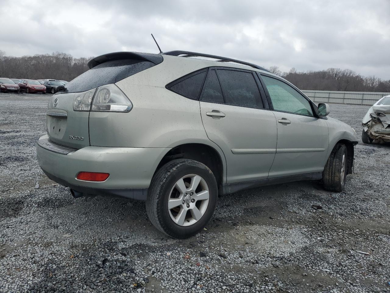 2004 Lexus RX - Image 3