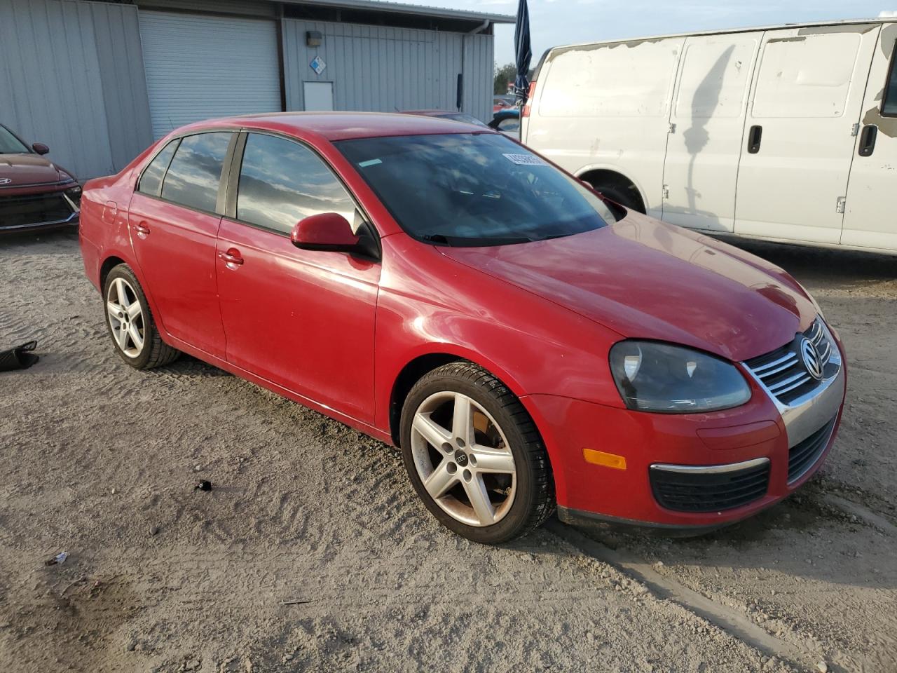 2009 Volkswagen Jetta - Image 4