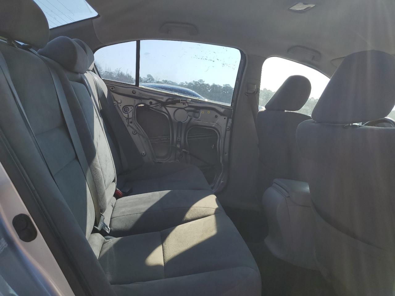 2012 Honda Accord - Image 10