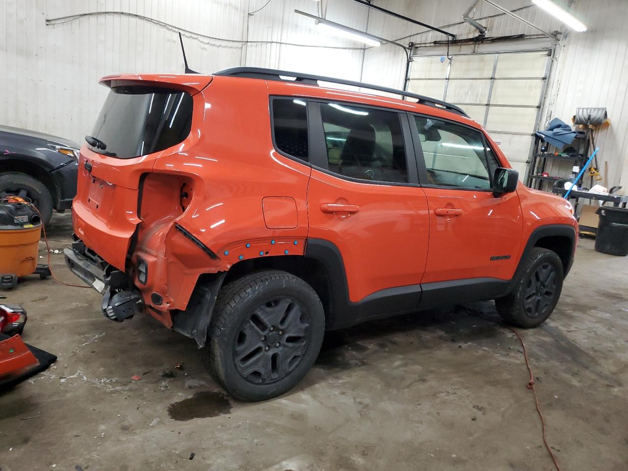 2018 Jeep Renegade - Image 3