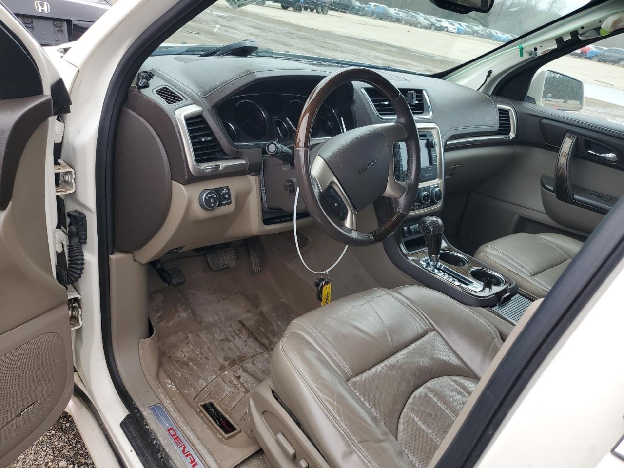 2013 GMC Acadia - Image 8