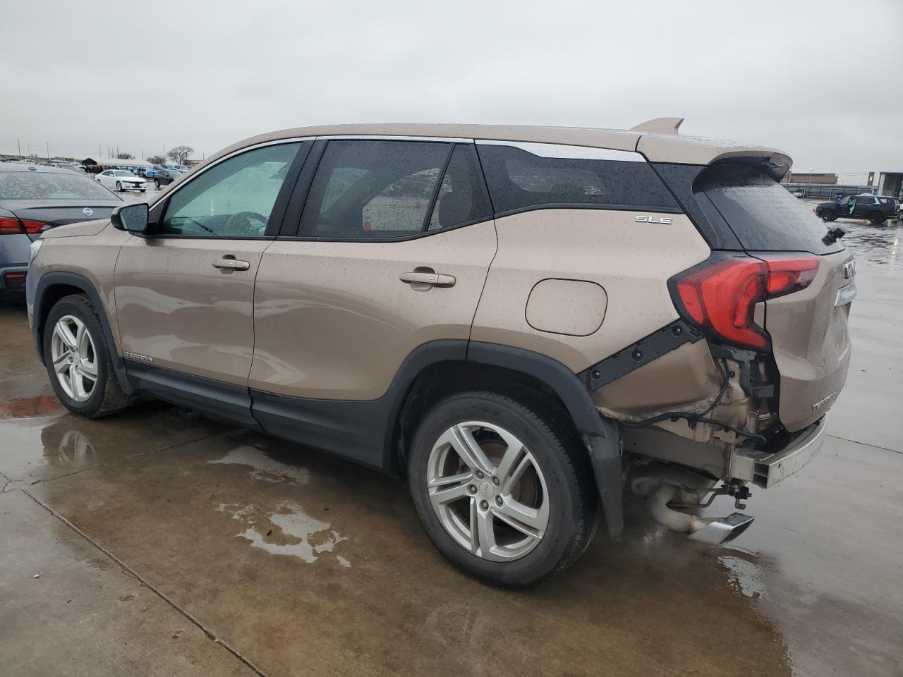2018 GMC Terrain - Image 2