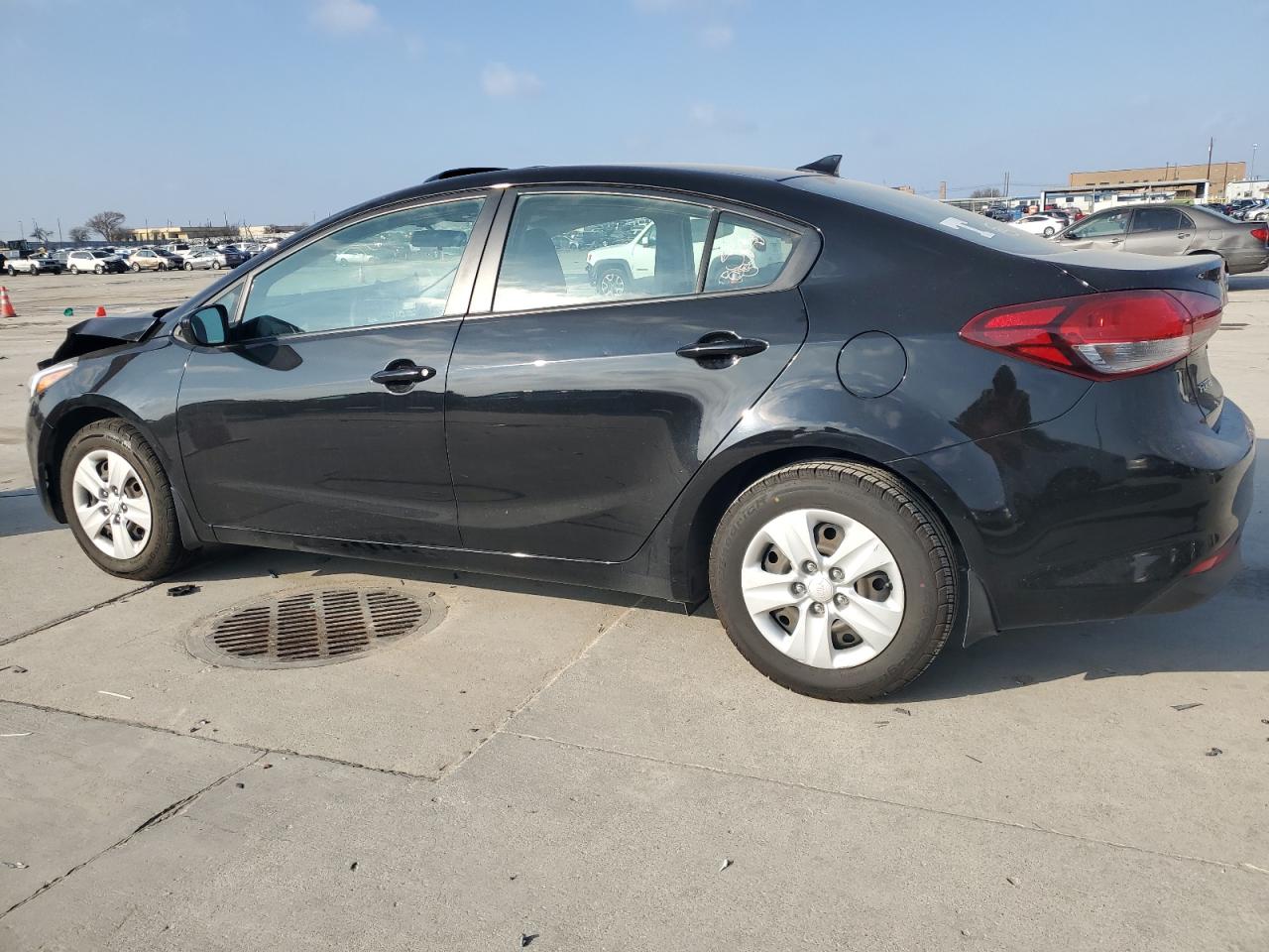 2017 Kia Forte - Image 2