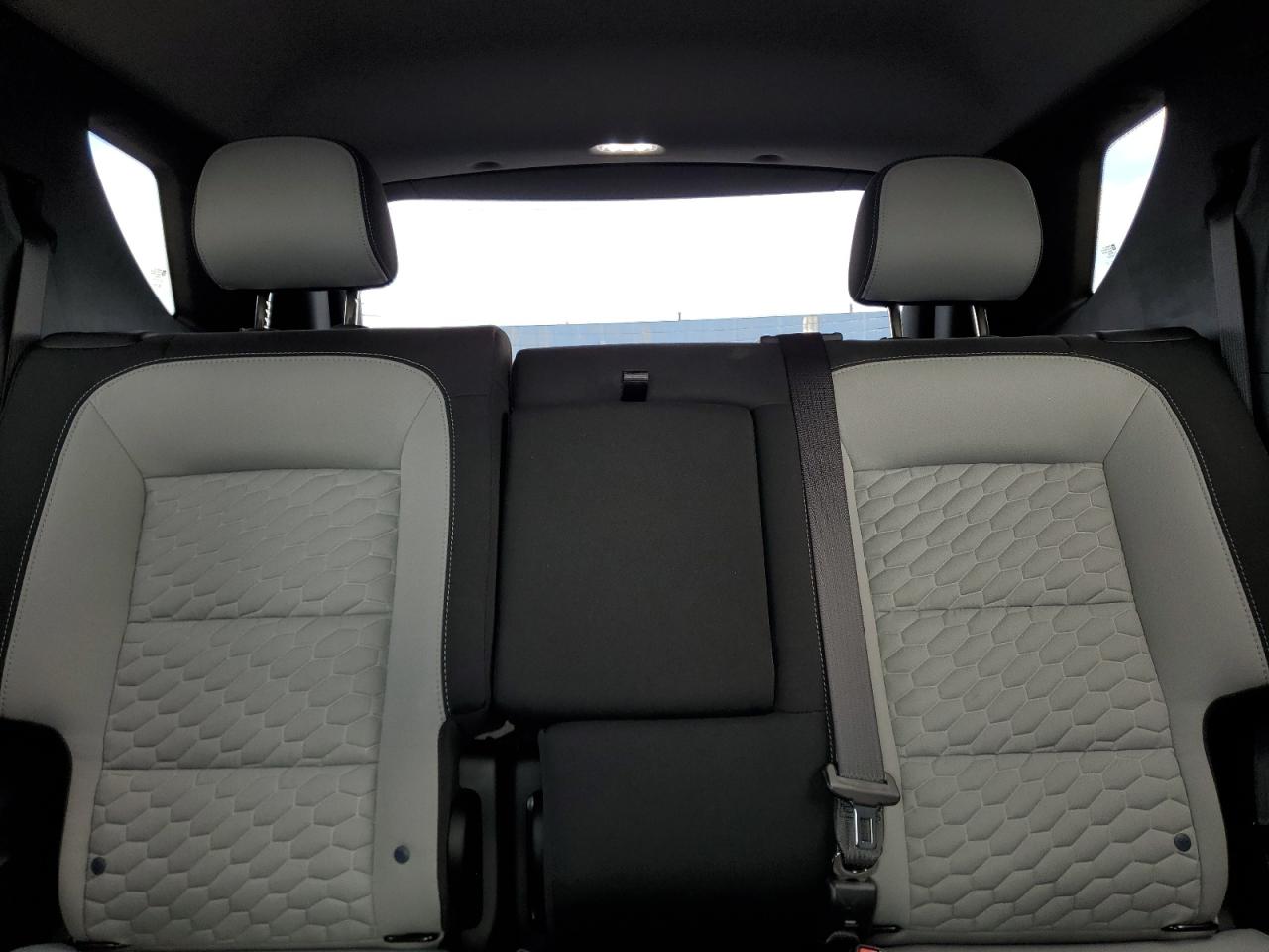 2021 Chevrolet Equinox - Image 10