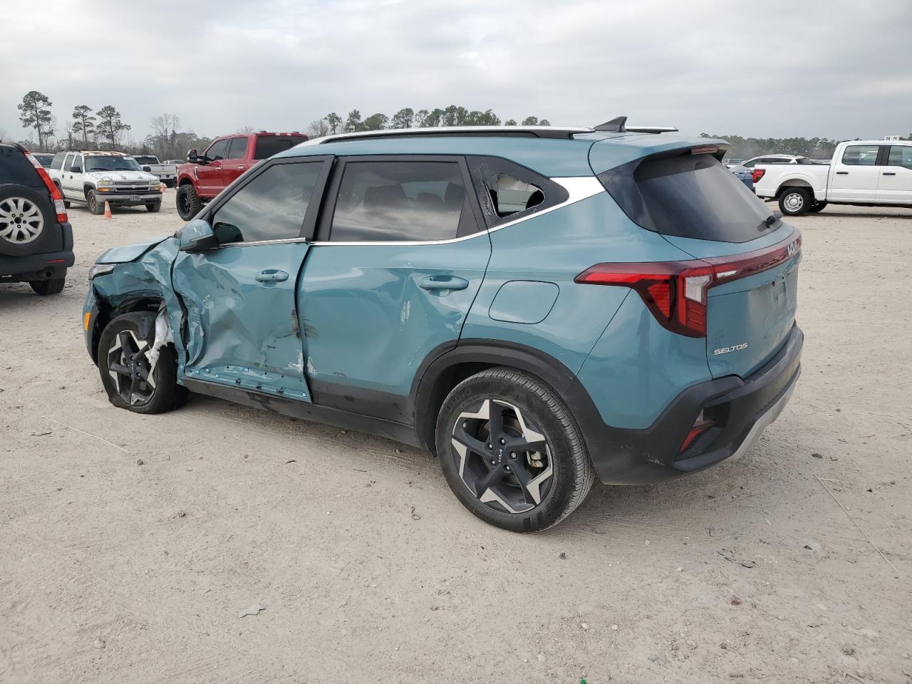 2024 Kia Seltos - Image 2