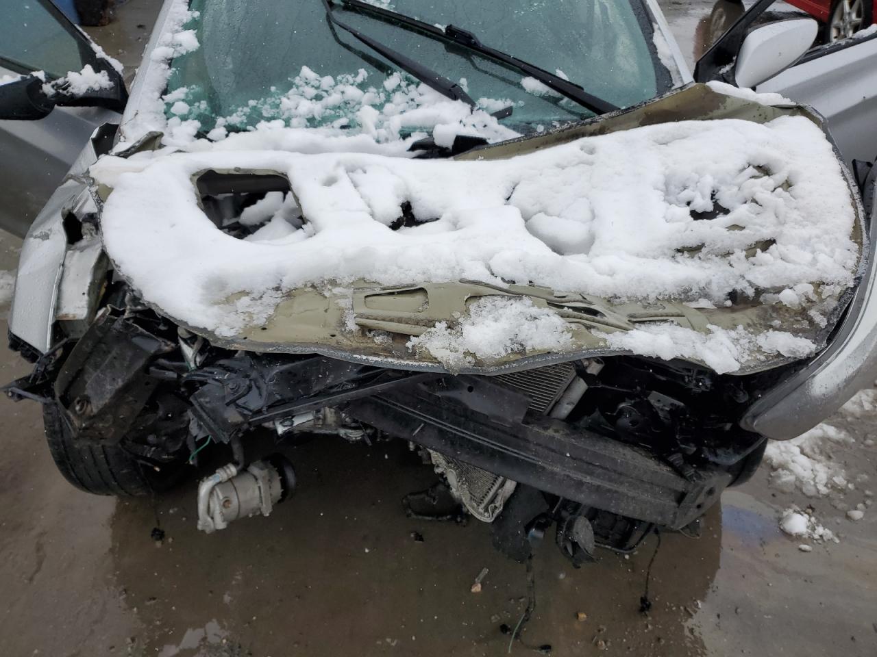 2015 Hyundai Elantra - Image 11