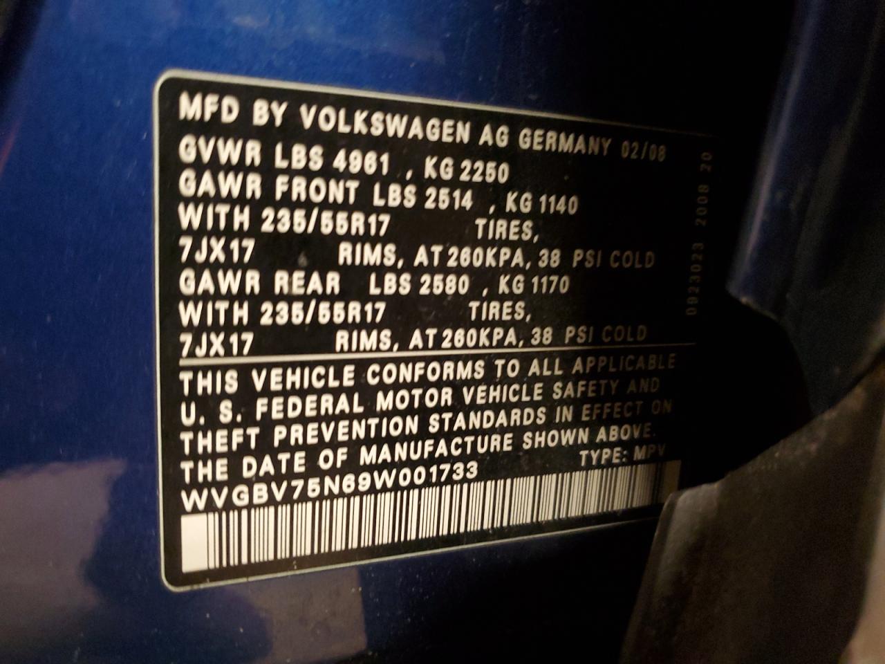 2009 Volkswagen Tiguan - Image 12