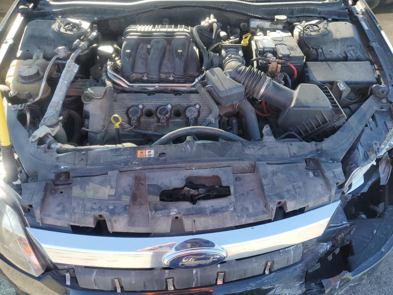 2011 Ford Fusion - Image 13