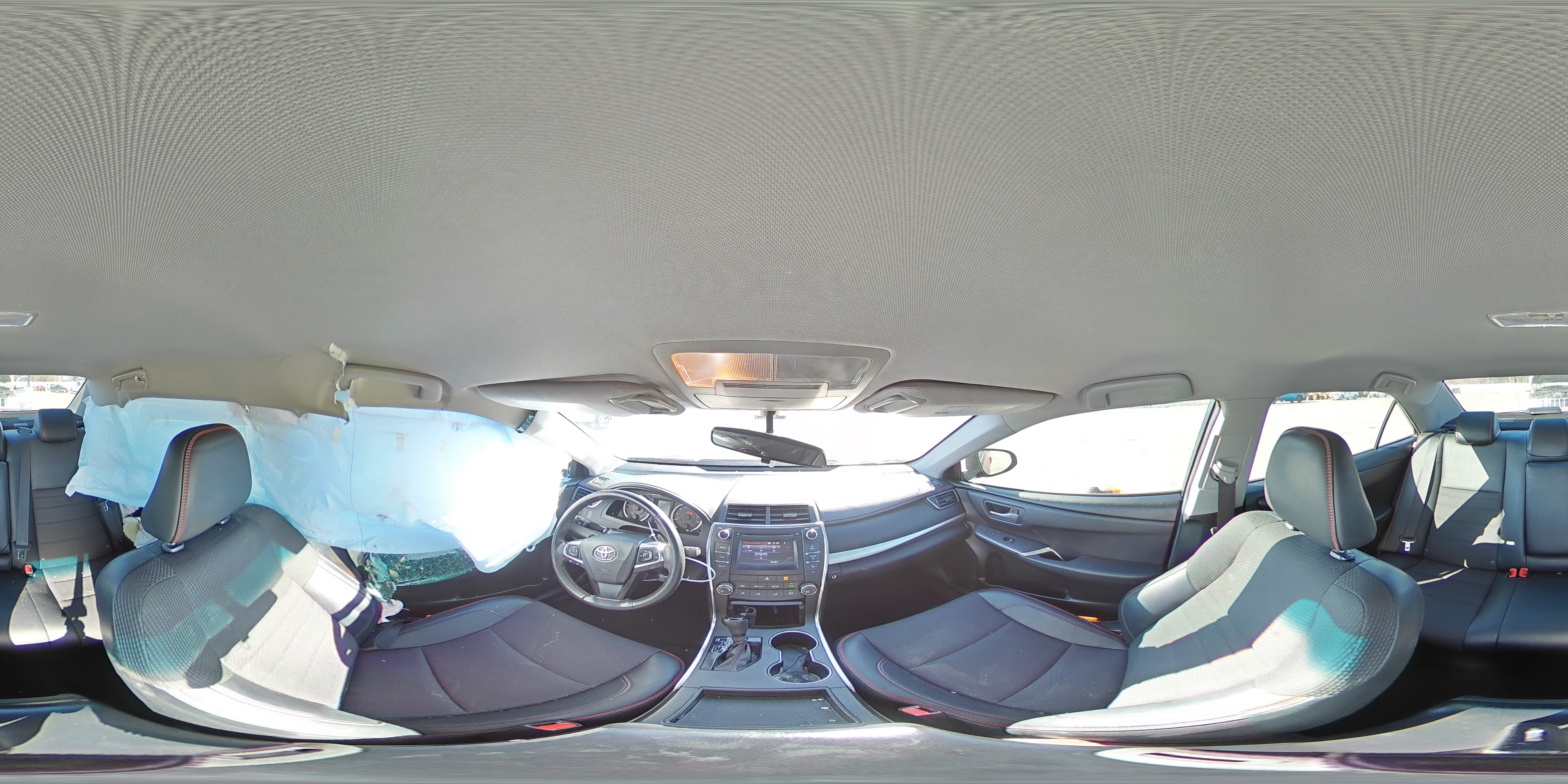 2016 Toyota Camry - Image 12